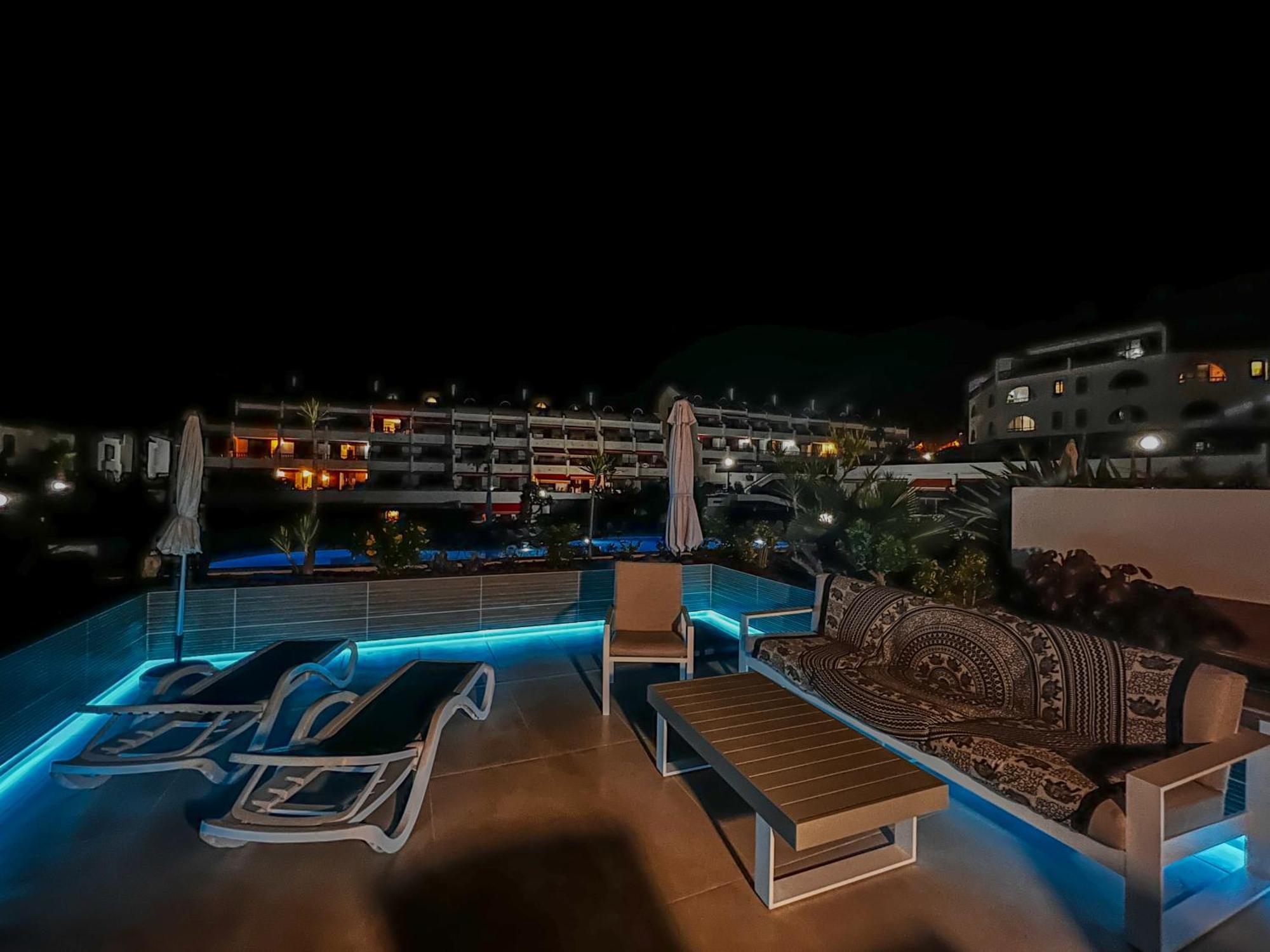 Parque Santiago I Stunning Brand New Apt 2 Bedroom Playa De Las Americas Экстерьер фото